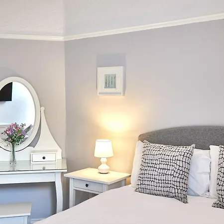 Host & - The Glaisdale At Brunswick * 惠特比